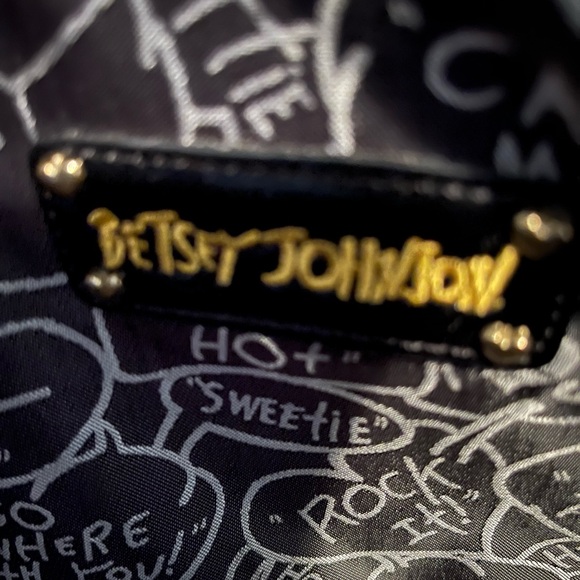 Betsy Johnson Purple Computer Case - Picture 4 of 5